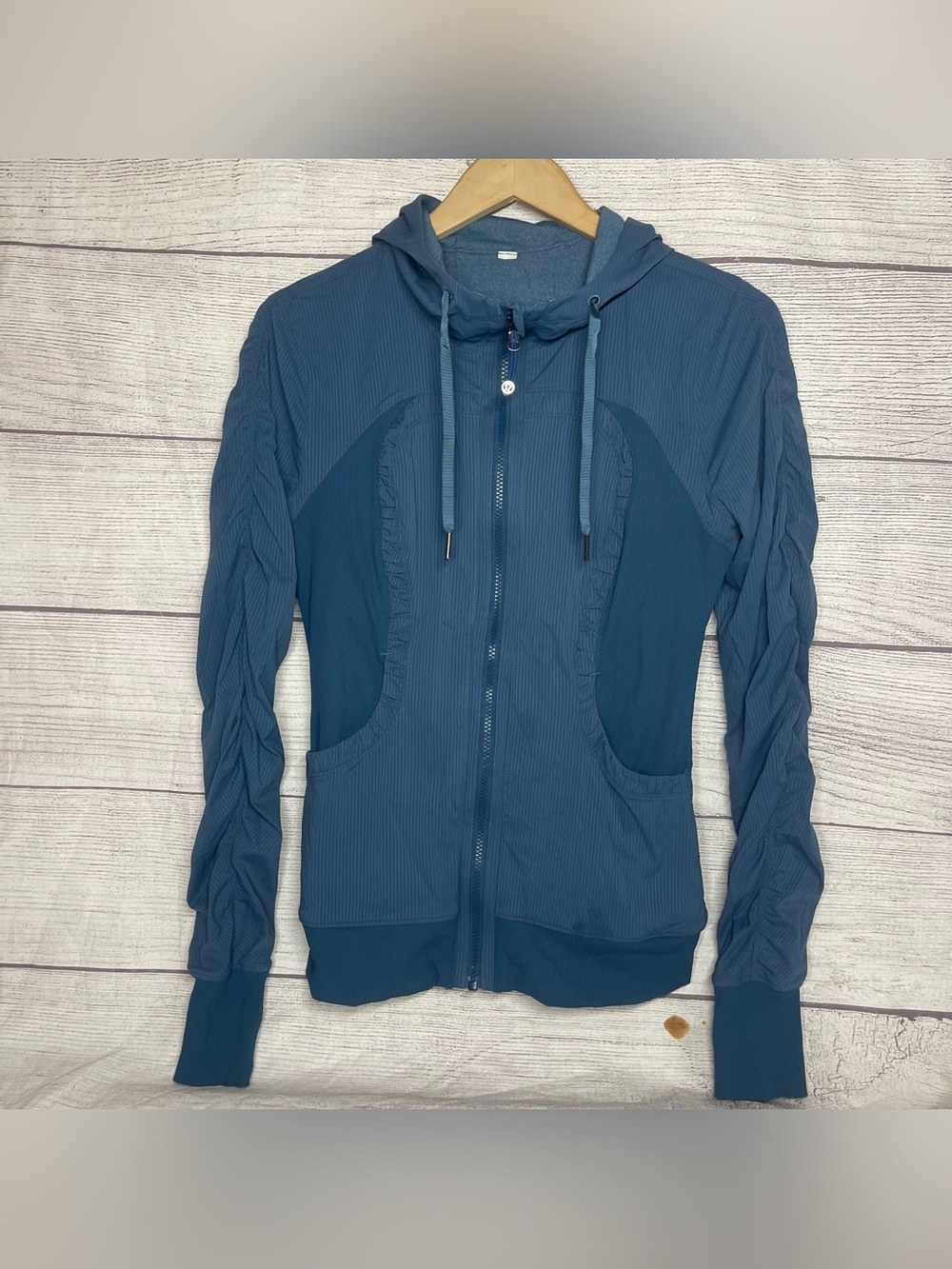 Lululemon Women’s 8 Blue Reversible Full Zip Dance Studio Jacket